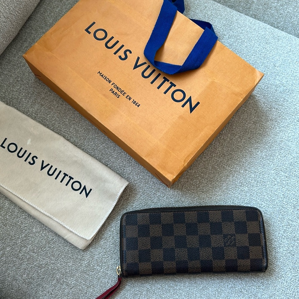 Authentic Louis Vuitton Clemence wallet